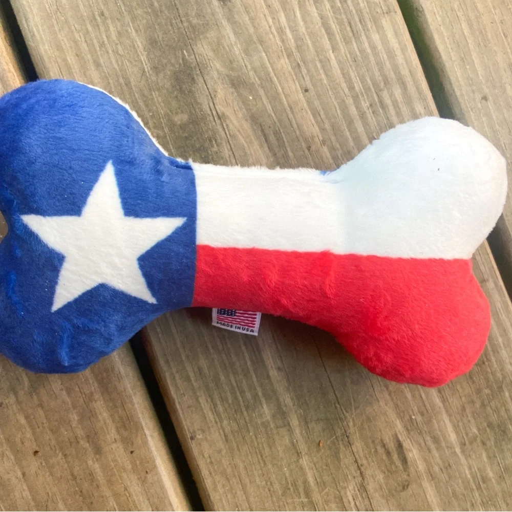 NWT Patriotic Texas Dog Collar and Bone Toy. USA dog toy and dog collar